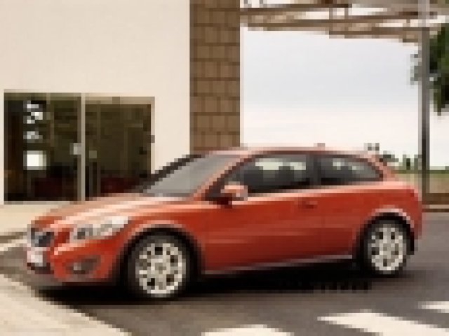 Volvo обнови хечбека С30