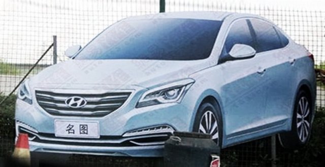 Hyundai показва мини Sonata в Шанхай