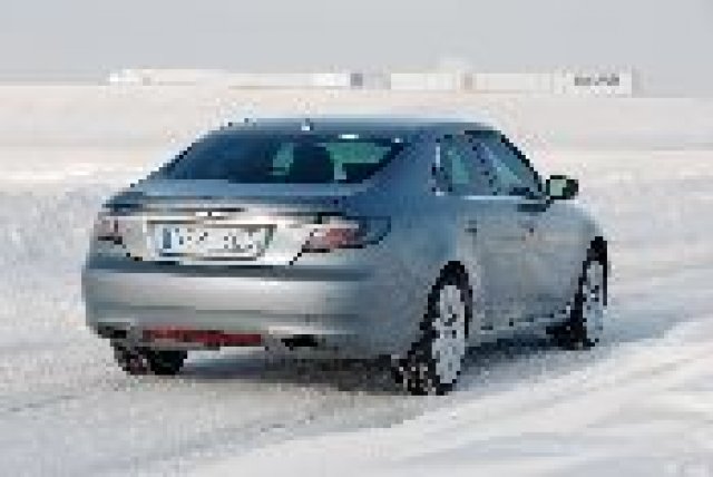 Saab ще представи комби версия на 9-5 в Женева