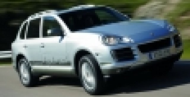 Porsche ще пусне хибриден Cayenne