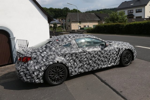 Японският конкурент на BMW M4 идва тази зима