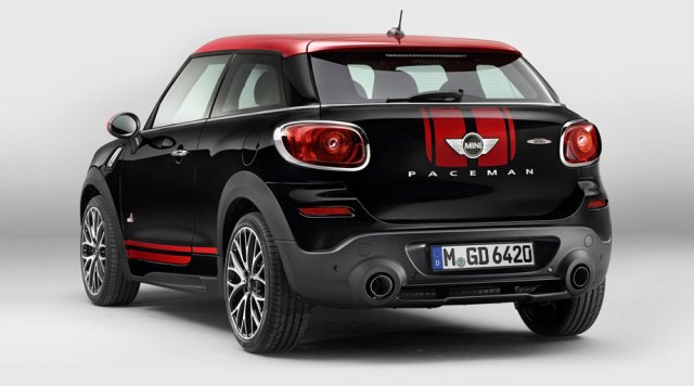 И Mini Paceman във версия John Cooper Works