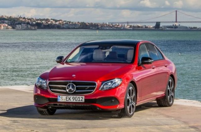 Смартфон сменя ключа при Mercedes-Benz E-Class