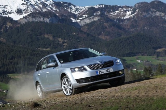 Новата Skoda Octavia Scout ще е готова догодина