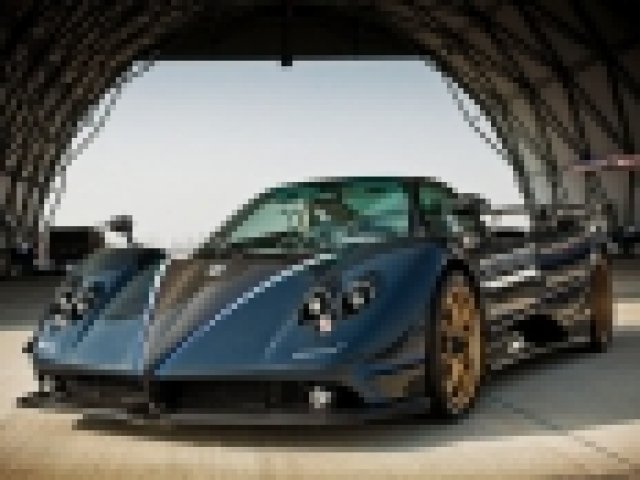 Pagani ще покаже униката Tricolore в Женева