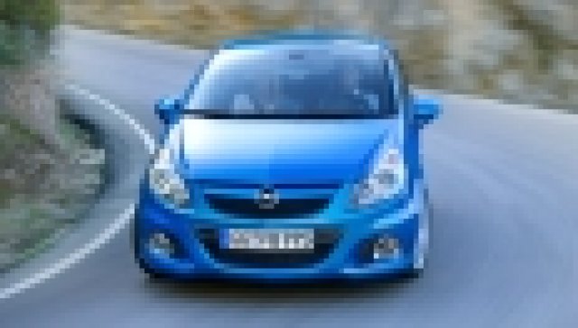 Немското правителство раздразнено от отказа на GM да продаде Opel