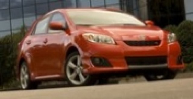 Toyota изпревари Ford по продажби в САЩ