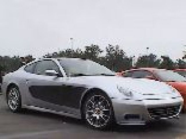 Нова уникална версия на Ferrari