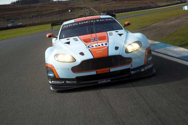 Aston Martin се връща в GT Racing