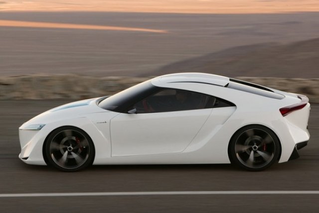 Новата Supra пристига в Детройт