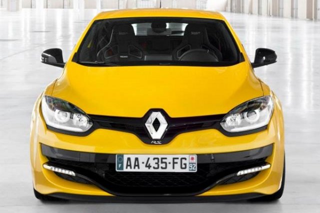 Renault се закани на Seat