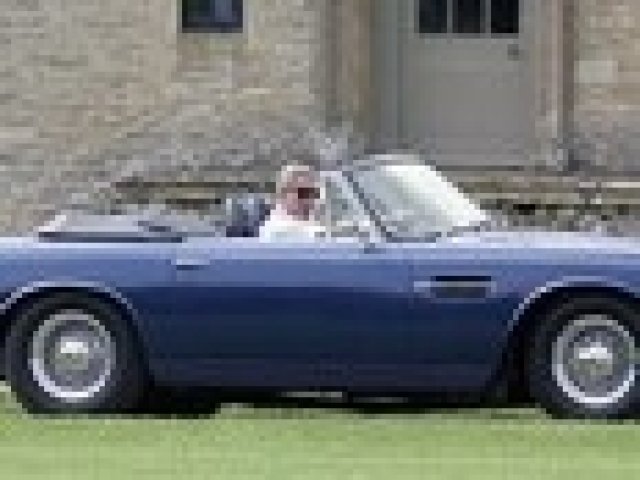 Кабрио на принц Чарлз ще върви с гориво от вино