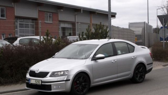 Skoda Octavia RS вече не се крие
