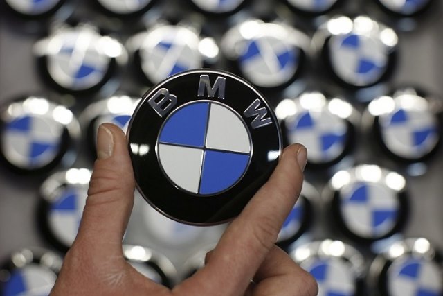 През февруари BMW продаде повече от конкурентите