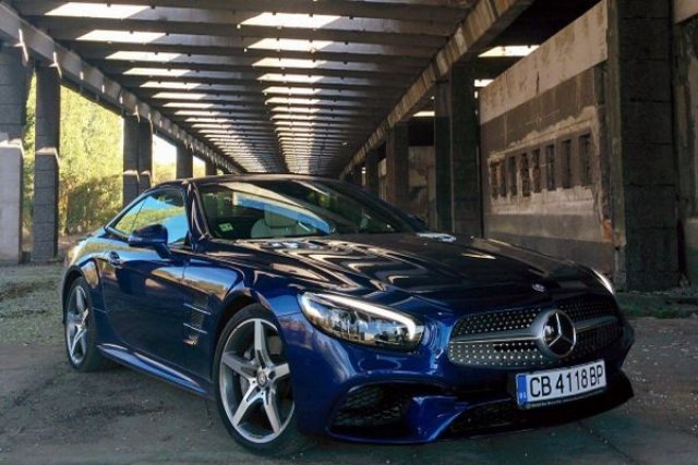Последният единак: тест на Mercedes SL 500 (ВИДЕО)