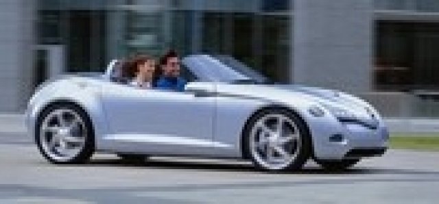 Mercedes с нов малък роудстер на базата на А-Клас?