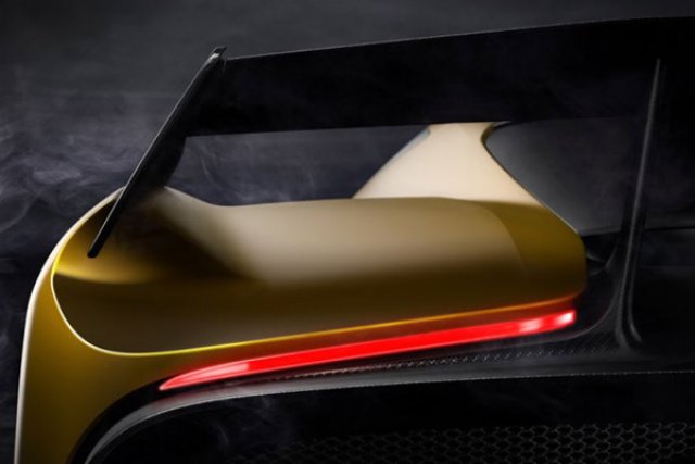 Легенда от Формула 1 представя собствен суперавтомобил 