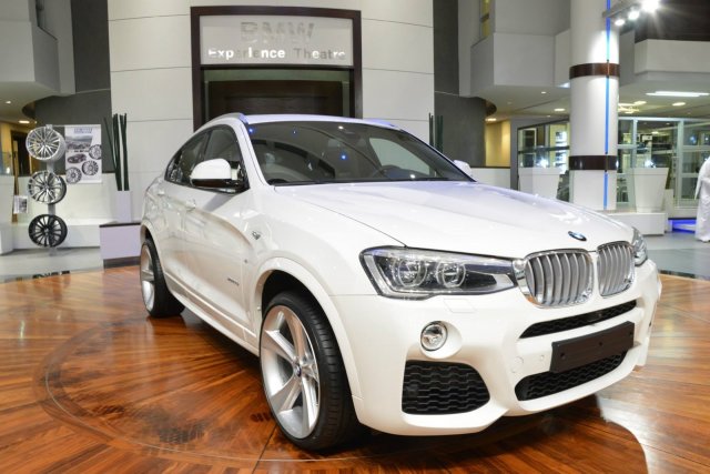 Първи снимки на BMW X4 с M Sport Package