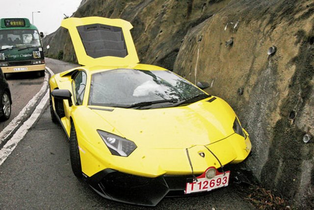 Lamborghini haqida malumot