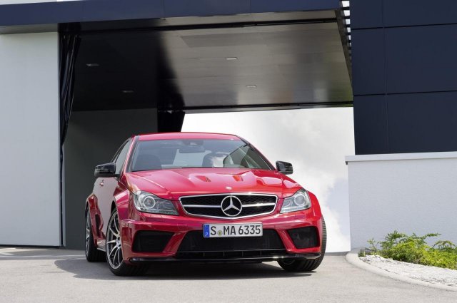 Изкупиха лимитирания C63 AMG Coupe Black Series