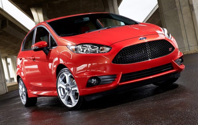 Във Ford не се отказват от Fiesta RS