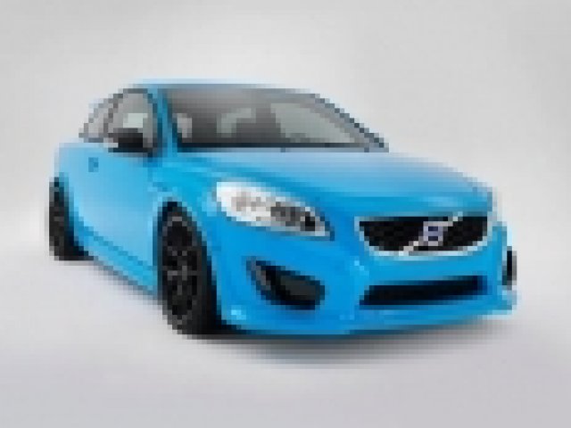 Направиха от Volvo C30 състезателен автомобил