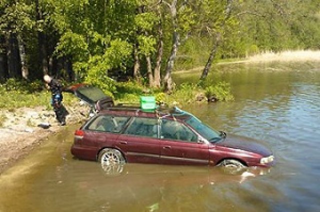 Subaru запали след 3 месеца във вода