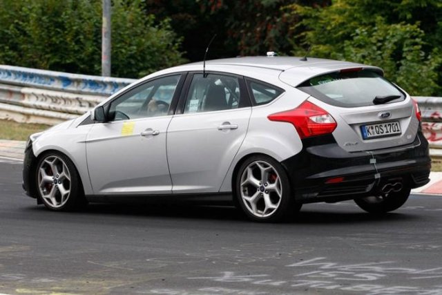 Ford тества обновения Focus ST