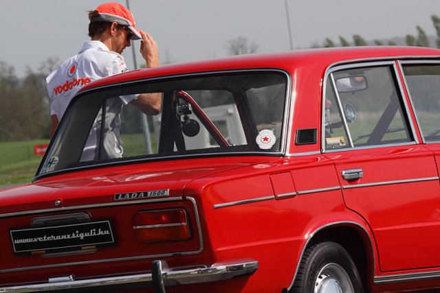 Качиха Дженсън Бътън на Лада