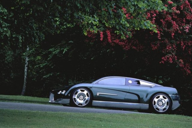 Bentley готви купе на базата на Audi R8