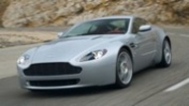 Aston Martin модернизира V8 Vantage