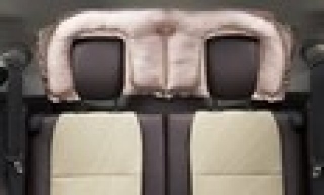 За пътуващите на задната седалка на Toyota