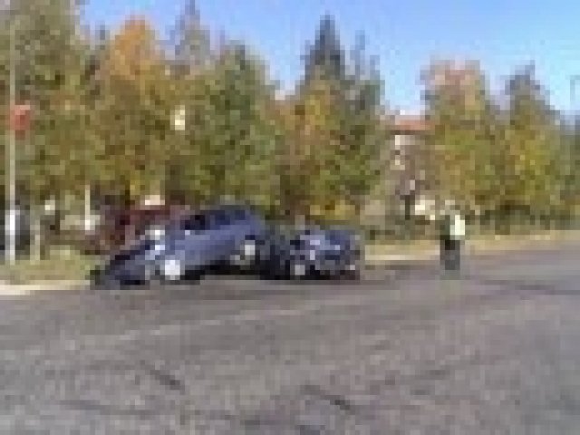 Колите в ЕС ще известяват автоматично за аварии