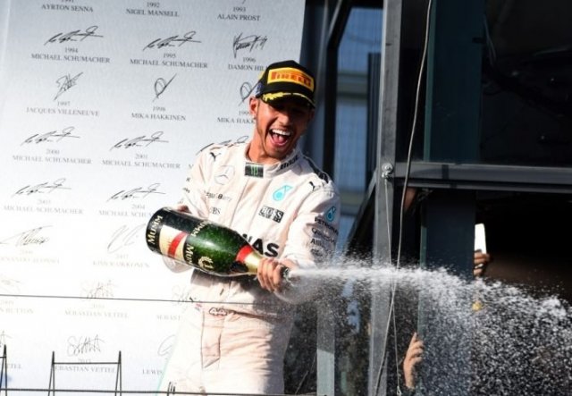 Доминацията на Mercedes във Формула 1 продължава