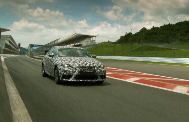 Джей Лено разкри следващия Lexus IS