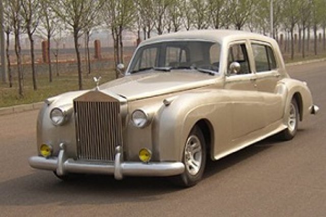 Клонират и ретро коли