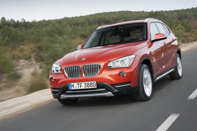 BMW X1 става с предно предаване през 2015 г.