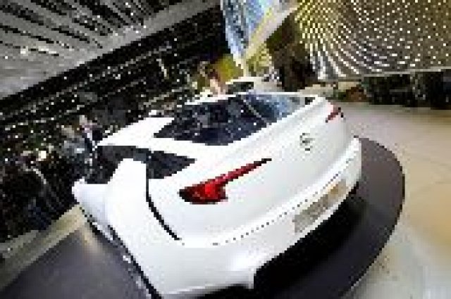 Червена точка за Opel Flextreme GT/E