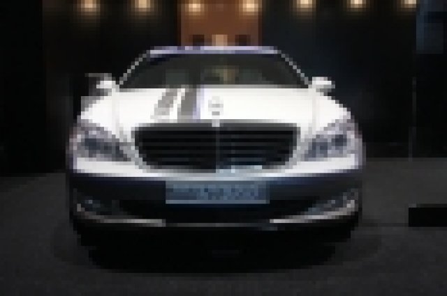 Икономичният Vision S 500 на Mercedes-Benz