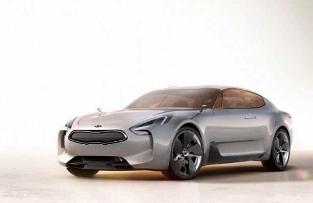 Kia готви два имиджови модела
