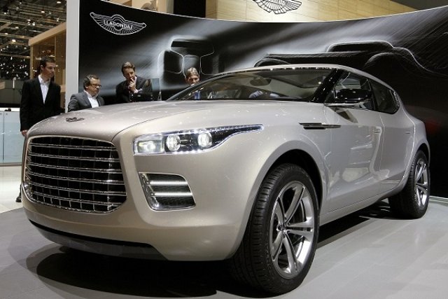 Aston Martin ще взима и платформи от Mercedes-AMG