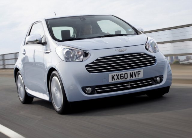 Aston Martin прати най-малкия си модел в историята