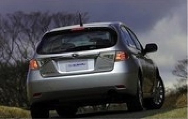 SUBARU ПОКАЗВА ОБНОВЕНАТА TRIBECA В НЮ ЙОРК