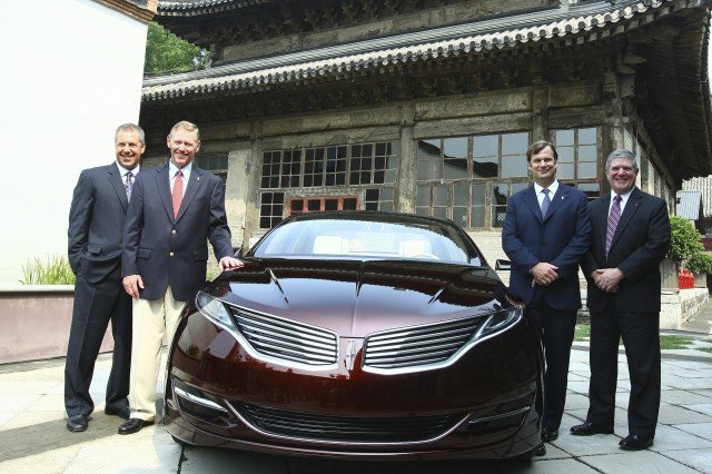 Ford атакува Китай с Lincoln