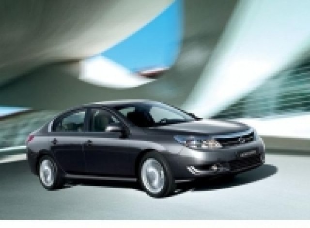 Renault Samsung представя SM5 2010