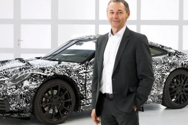 Porsche показа новото 911