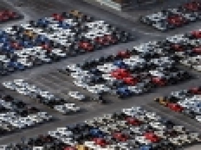 Продажбите на нови коли в Европа растат