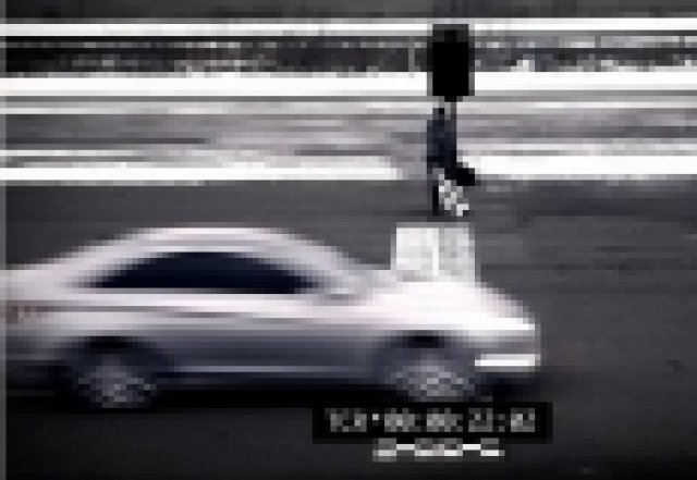 Драг надпревара със семейни седани