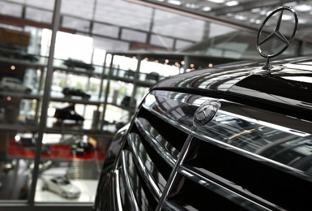 Продажбите в ЕС удариха 20-годишно дъно