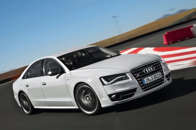 Audi няма да прави конкурент на Mercedes-Benz S65 AMG